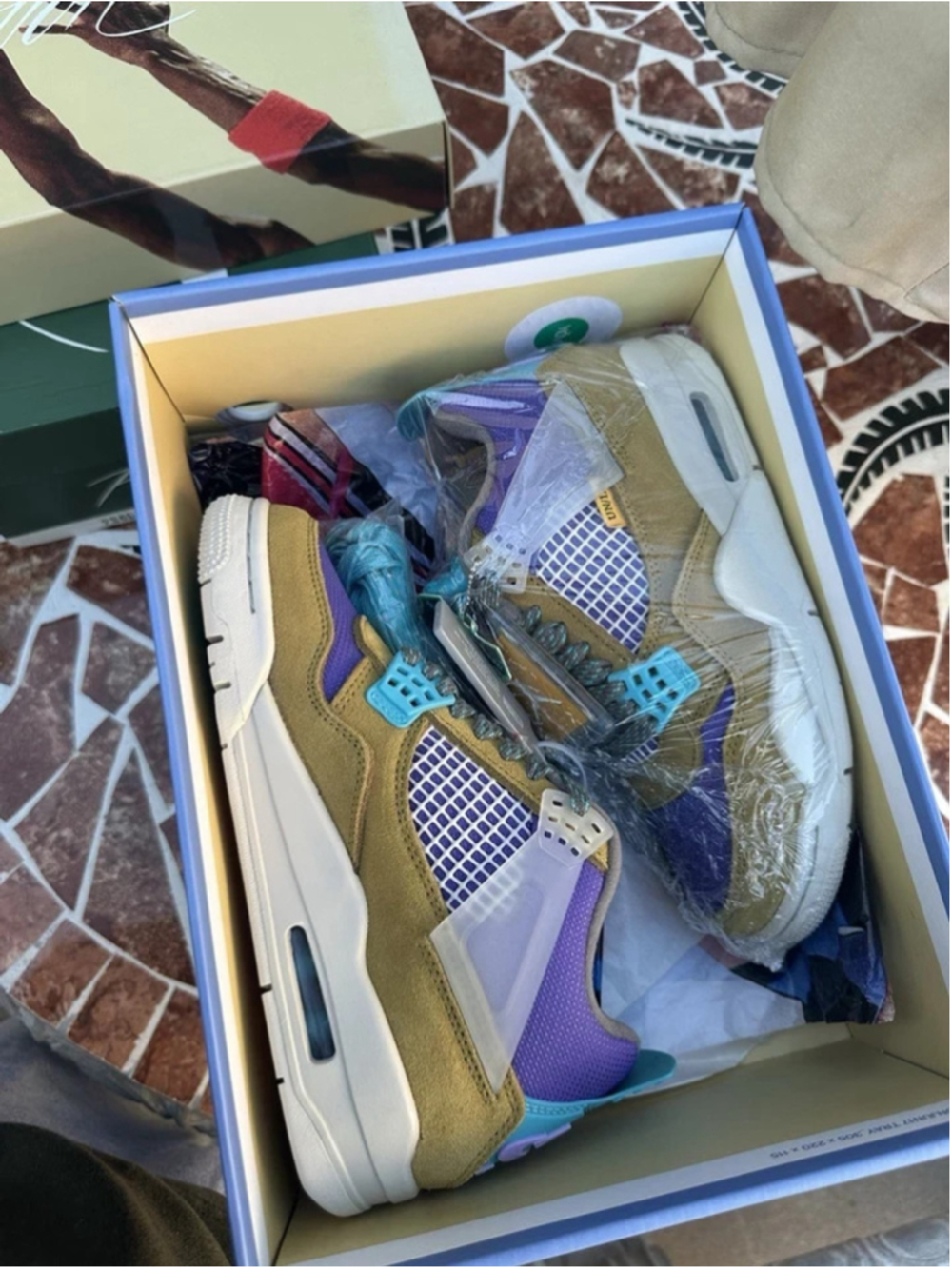 Air Jordan 4 Union Desert Moss- DJ5718300 - Picture 5 of 9